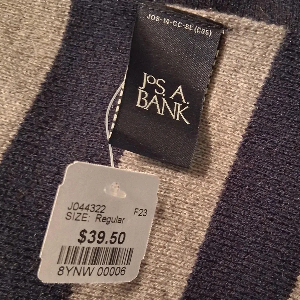 Mens Jos. A. Bank striped knit scarf unique split-colorway design